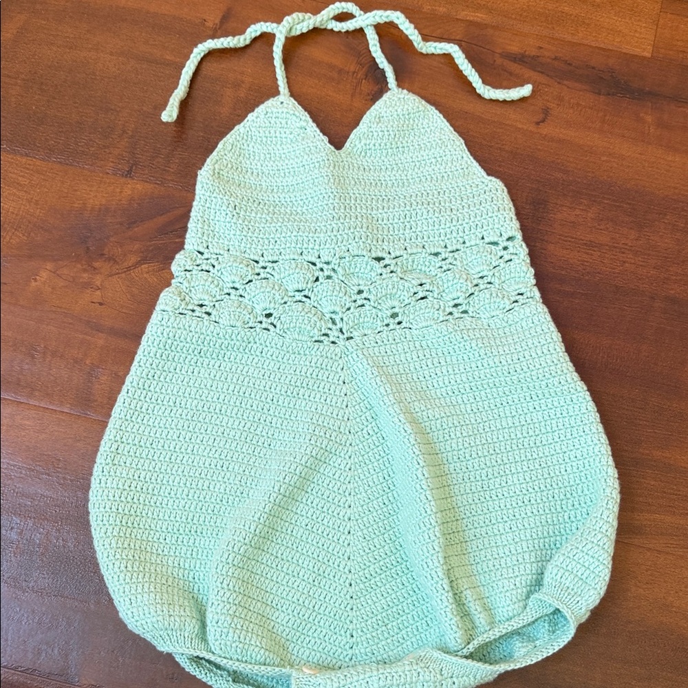 Kate Quinn Crochet Halter bubble